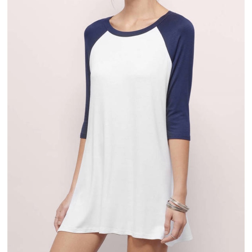 T-Shirt Dress / Tobi
